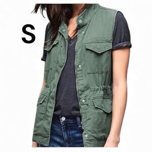 GAP Utility Cargo Vest Army Green Size Small Drawstring Waist Ample Pockets